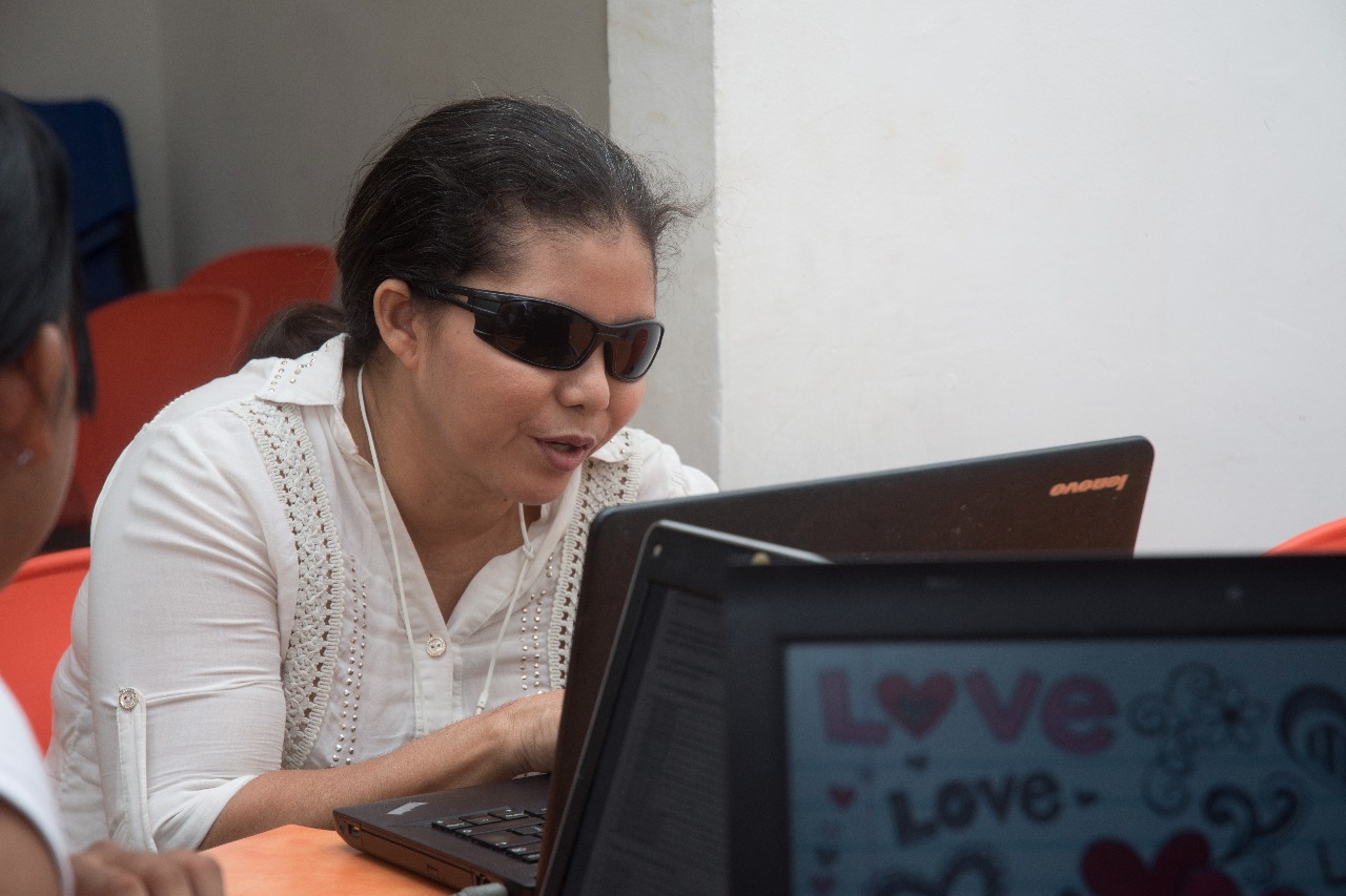 Talleres de formación en sistemas e informática para las personas con discapacidad visual