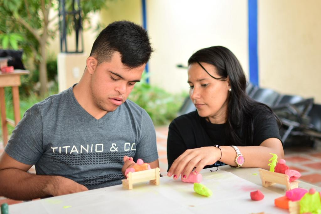 Taller de modelado en plastilina