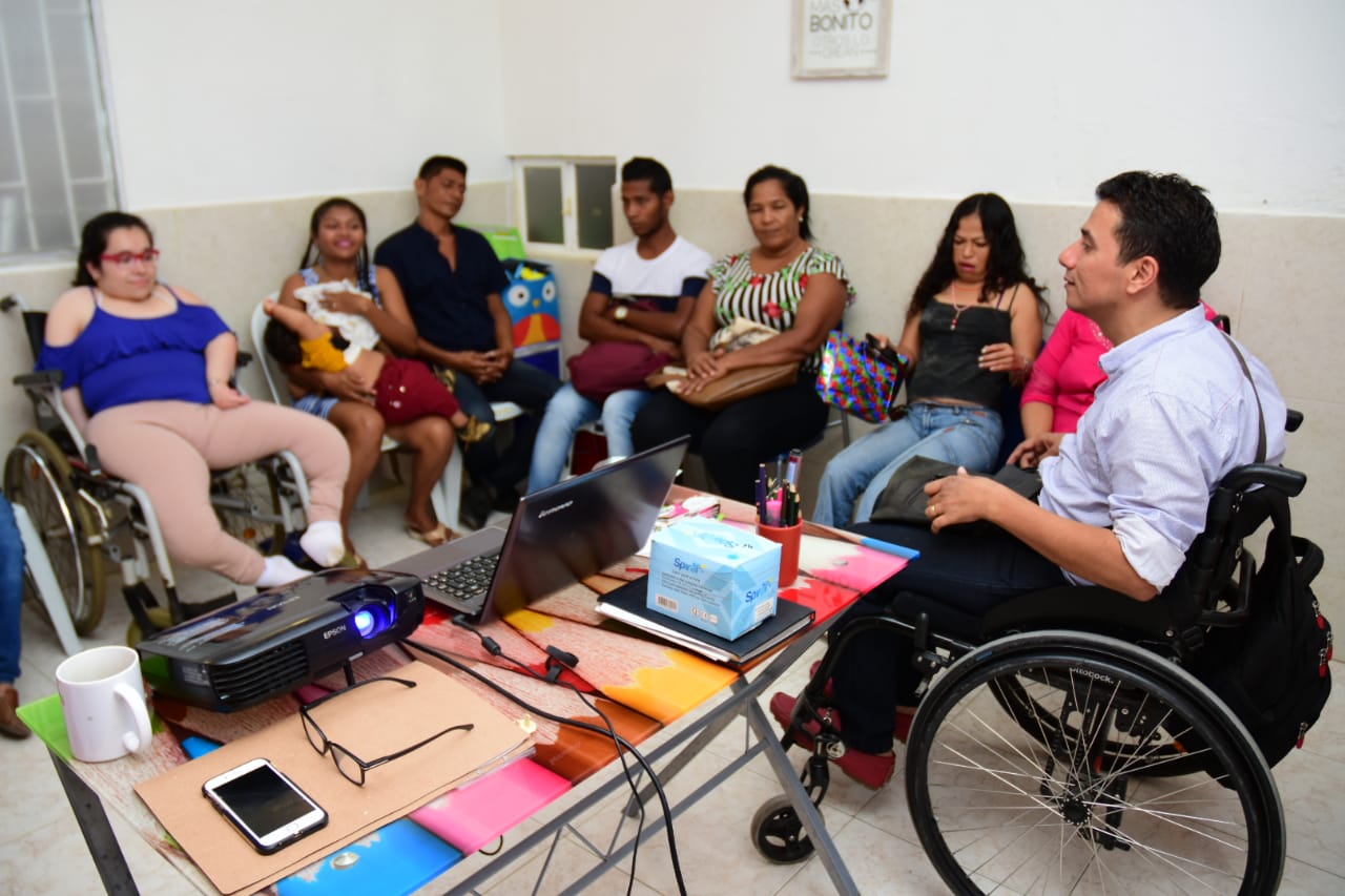 Mesa de participación con líderes y representantes comunales de los corregimientos