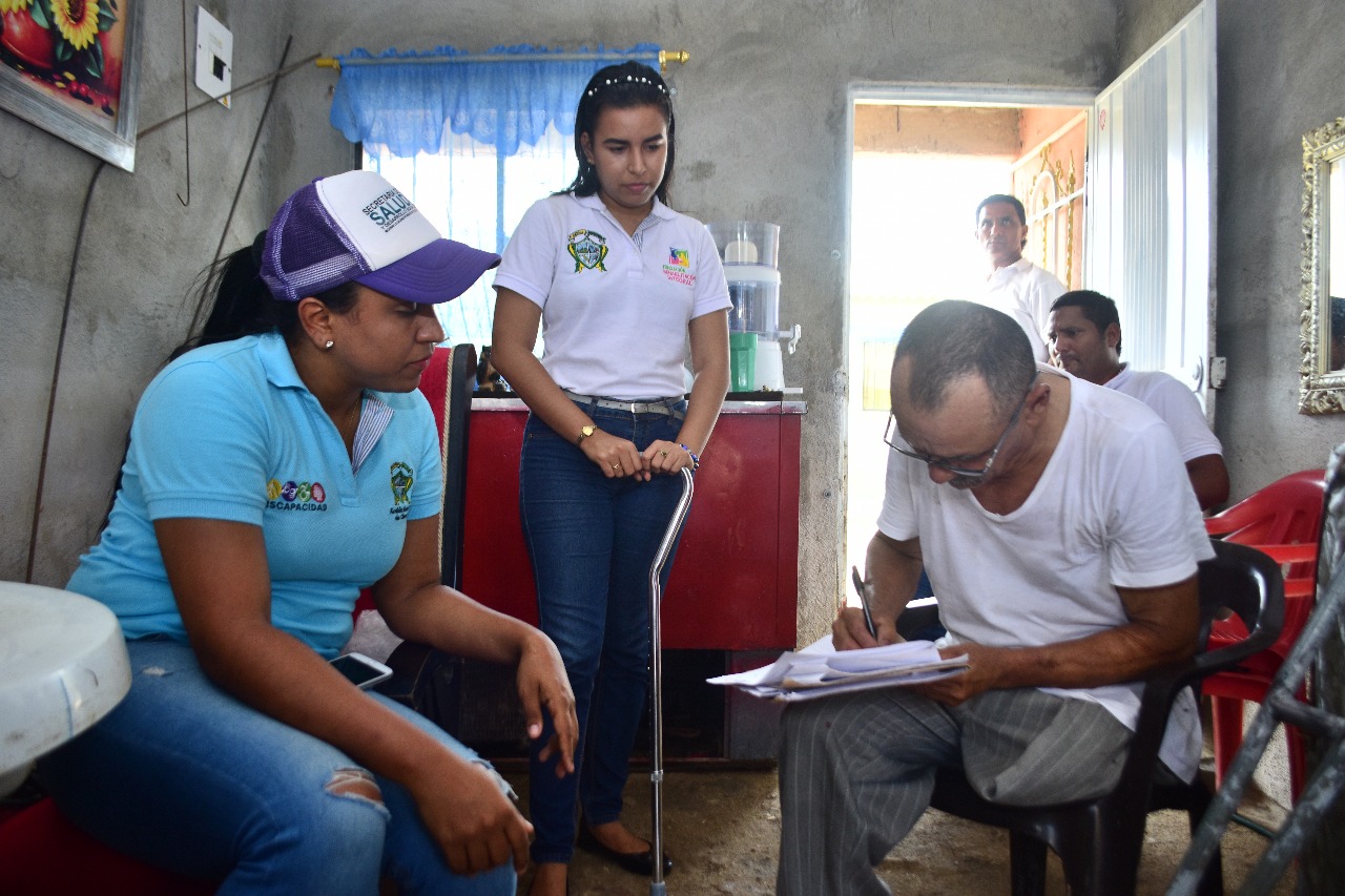 Ayudas técnicas para mejorar la calidad de vida de los adultos mayores con discapacidad