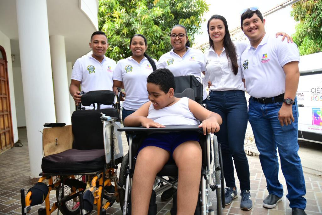 Entrega de ayudas técnicas