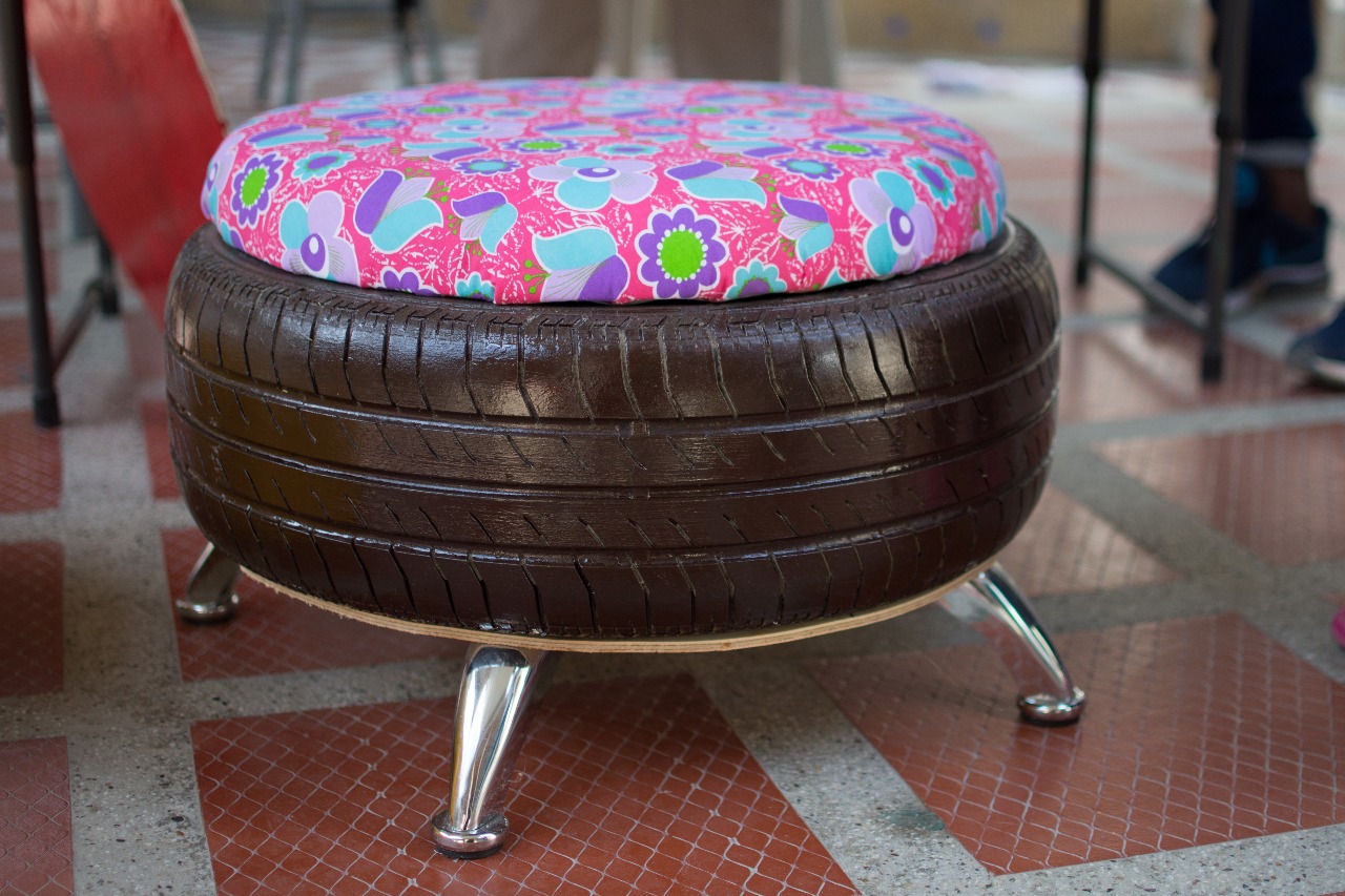 Taller de manualidades con materiales recuperados y reciclados
