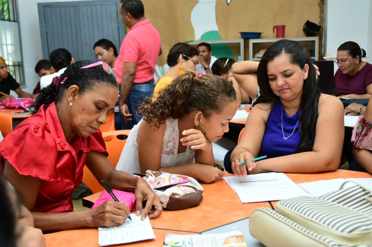 Capacitaciones de emprendimiento y generación de ingresos para población con discapacidad