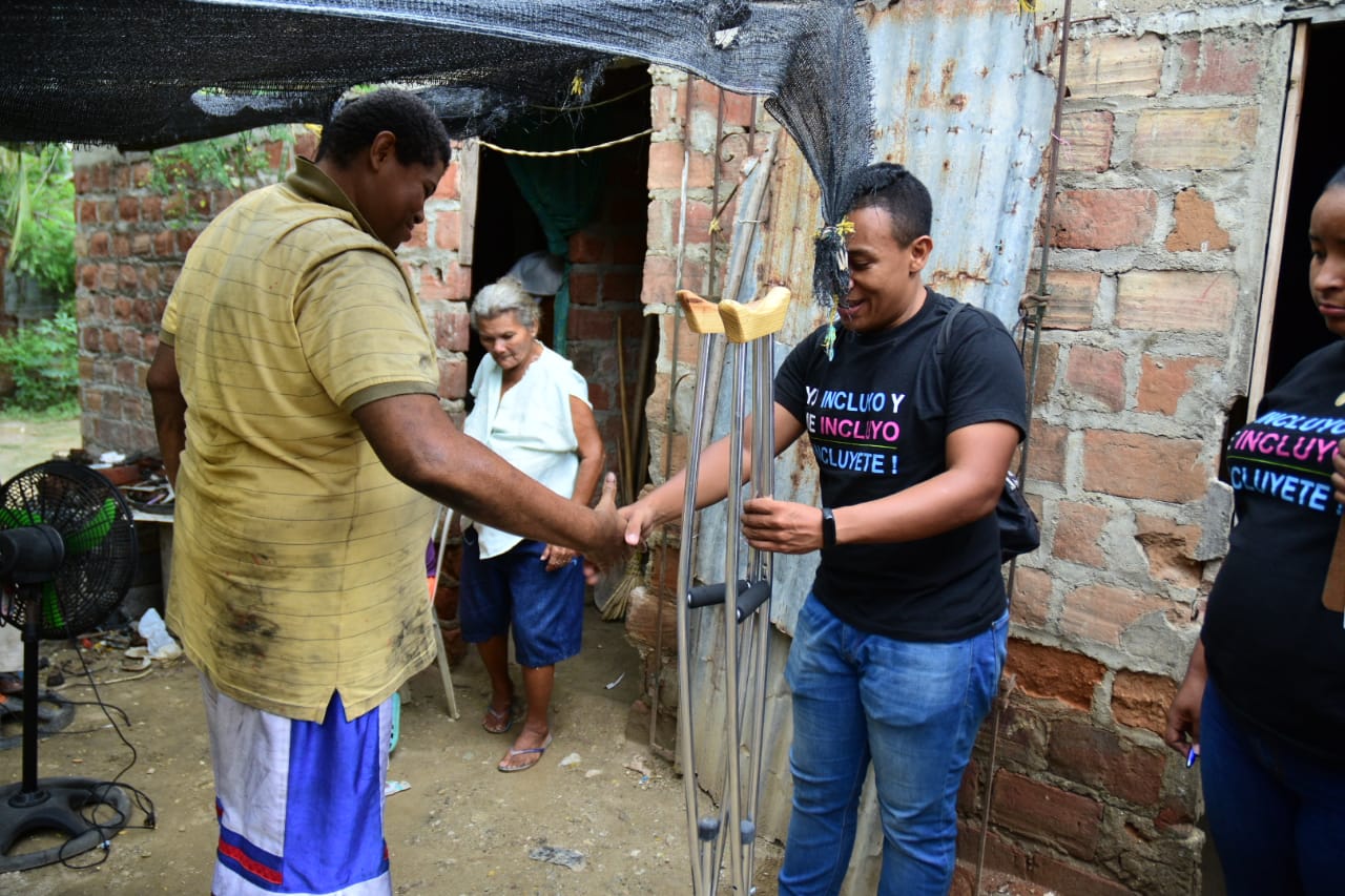 Entrega de productos de apoyo