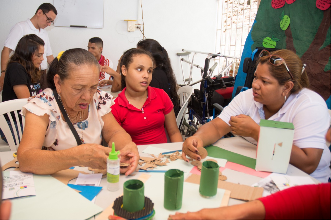 taller de formación de actividades para estimular las habilidades motoras y sensoriales