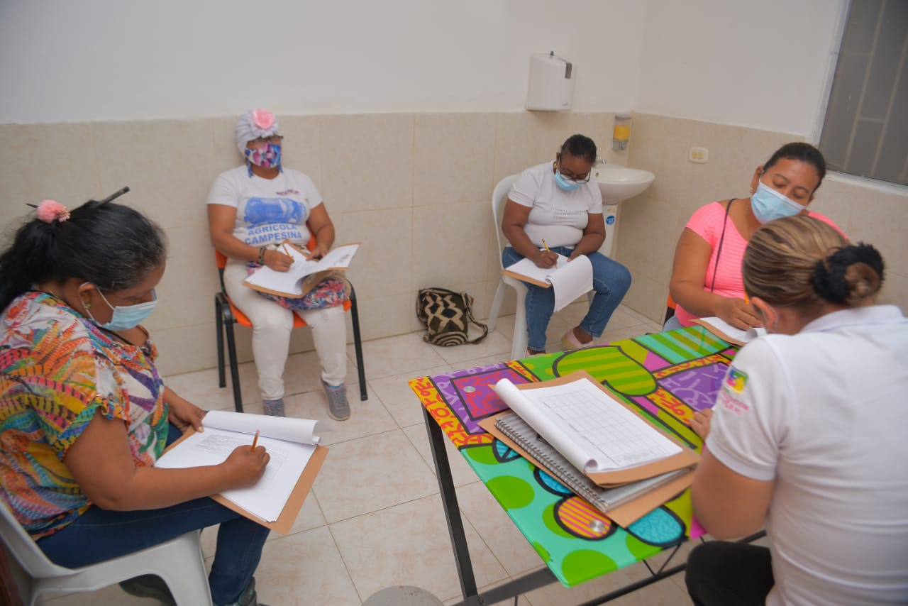 Asesorías personalizadas para emprendedoras con nuestros profesionales